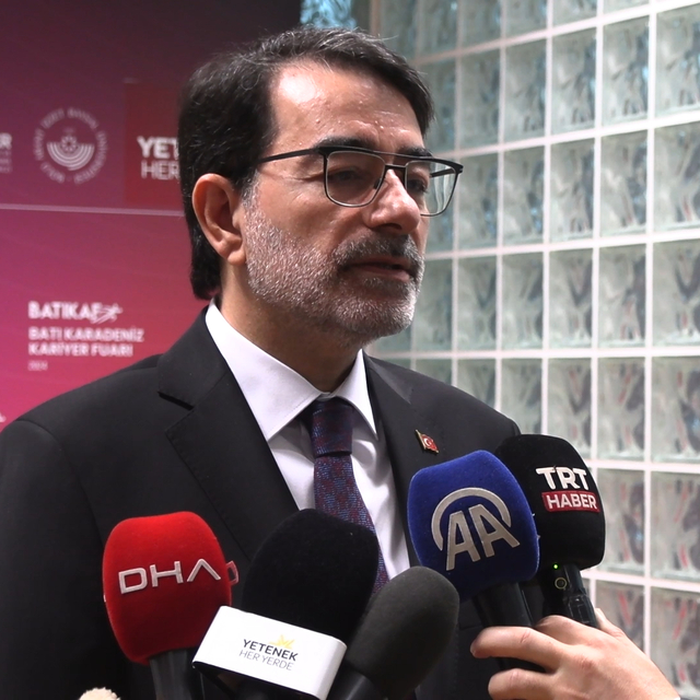 'Öğrencilerin yükseköğretime ve istihdama geçişlerine rehberlik yapmayı pla...