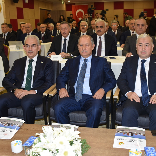 Tarım ve Orman Bakan Yardımcısı Abdulkadir Polat, Antalya'daki eğitim progr...