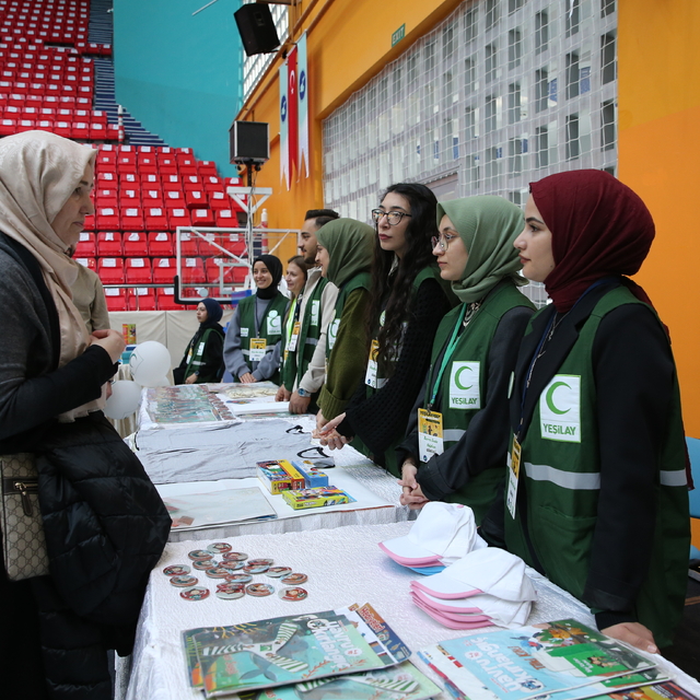 Van'da "Bağımlılıklarla Mücadele Festivali" başladı