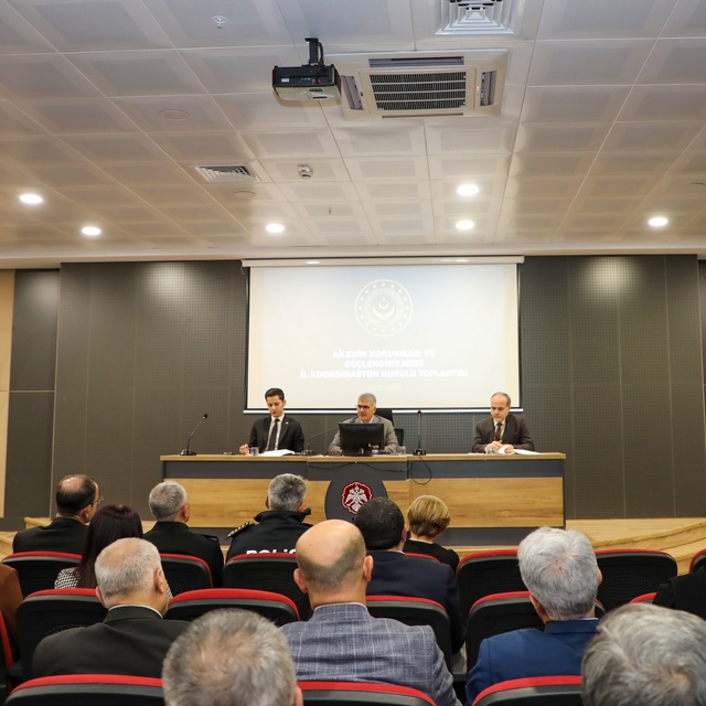 Niğde'de Ailenin Korunması ve Güçlendirilmesi Koordinasyon Kurulu Toplantıs...