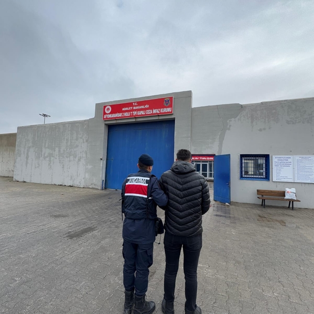 Afyonkarahisar'da aranan firari hükümlü yakalandı