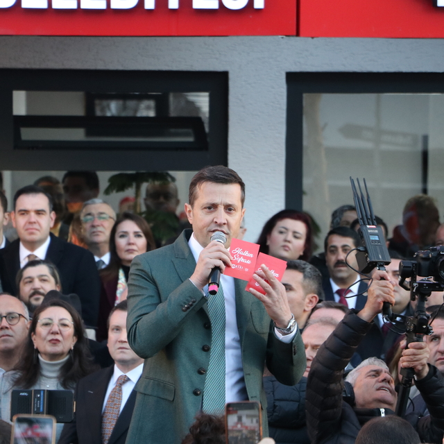 İstanbul Büyükşehir Belediye Başkanı İmamoğlu, Tekirdağ'da Kent Lokantası a...