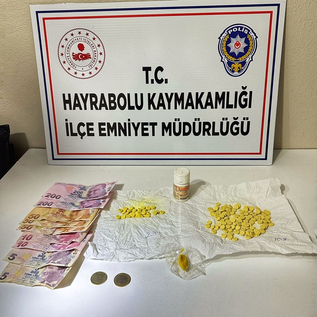 Tekirdağ'da uyuşturucu operasyonunda gözaltına alınan 2 şüpheli tutuklandı