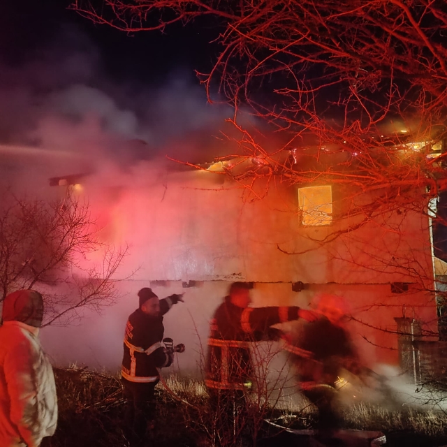 Afyonkarahisar'da bağ evinde çıkan yangın söndürüldü