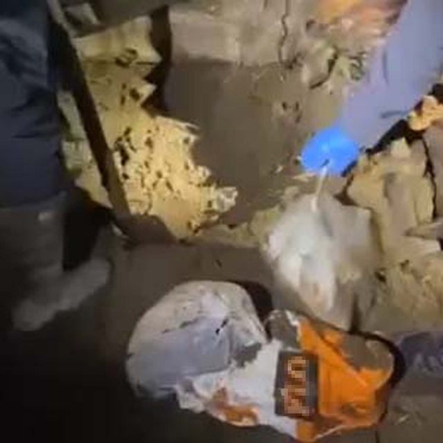 Aydın'da, toprağa gömülü 2,5 kilo esrar ele geçirildi