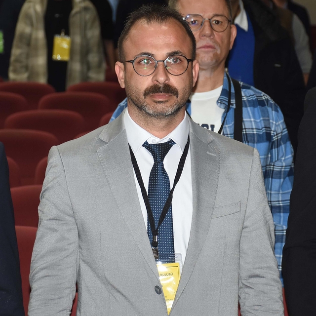 Altay taraftarından Özkaral'a istifa baskısı