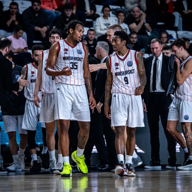 Manisa Basket grupta son maçta