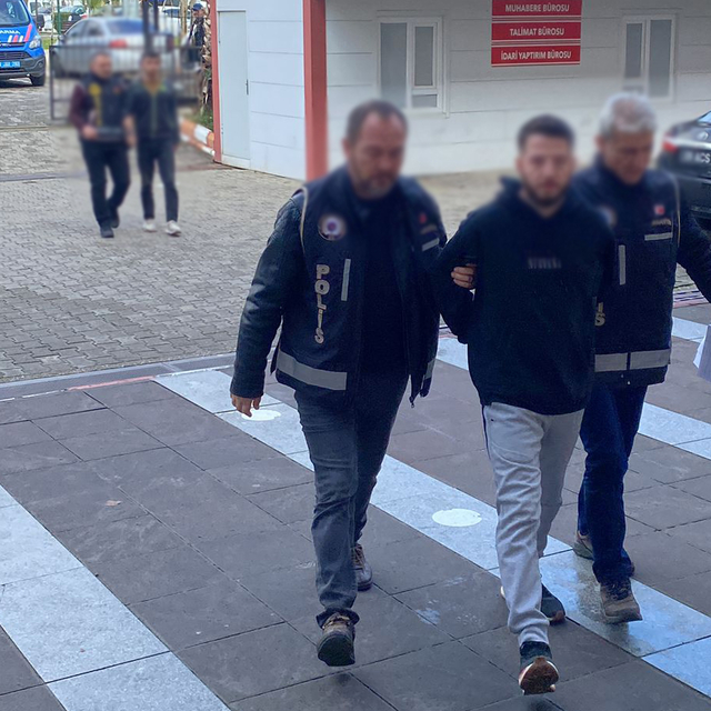 Aydın'da 3 kez kurşunladıkları iş yerini tekrar kurşunlamak için gelen şüph...