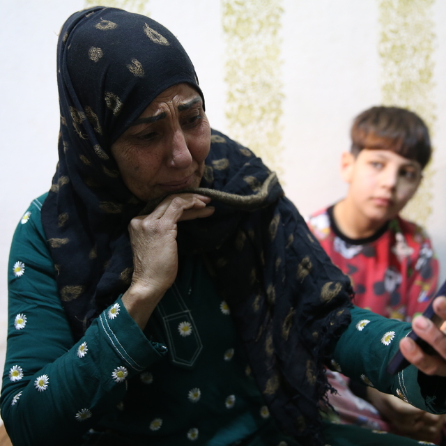 Sednaya Hapishanesi'nde çocuklarını ve kardeşlerini kaybeden kadın sorumlul...