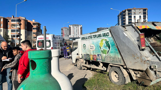 Atık toplama aracına silahlı saldırı; 1'i ağır, 2 yaralı