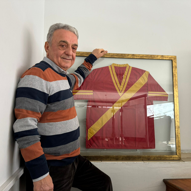 Tarihi Galatasaray formasından sadece 2 tane var, biri müzede diğeri ise fa...