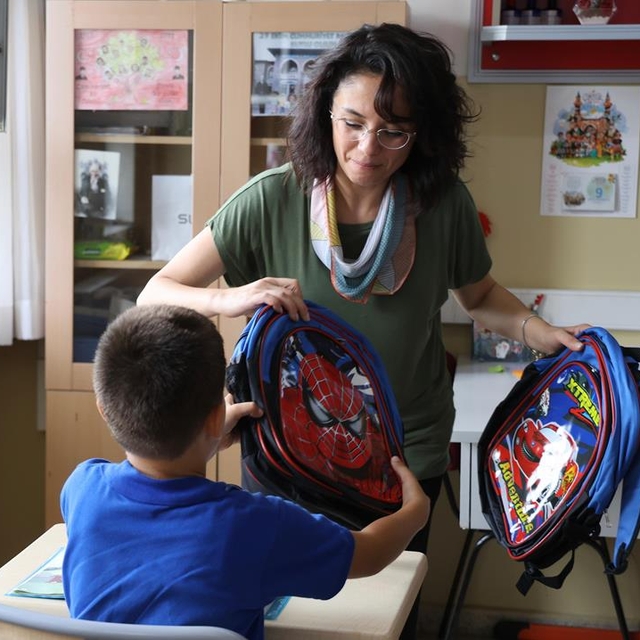 Menteşe Belediyesinden 1000 öğrenciye eğitim desteği