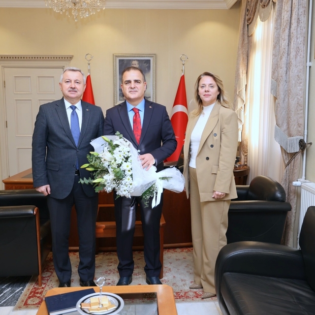 Moldova'nın Ankara Büyükelçisi Croitor, Vali Akbıyık'ı ziyaret etti