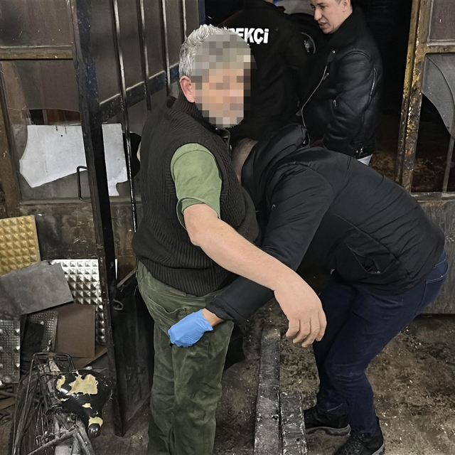 Kütahya'da sahte içki operasyonu; 3 gözaltı