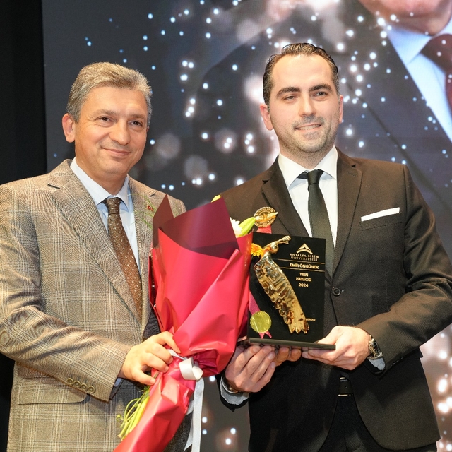 Antalya'da 7. Uluslararası Yılın Havacısı ödül töreni düzenlendi