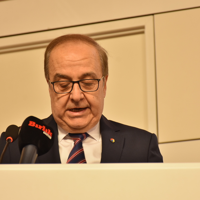 Balıkesir'de "Ege İhracatçı Birlikleri İş Dünyası Buluşmaları" düzenlendi