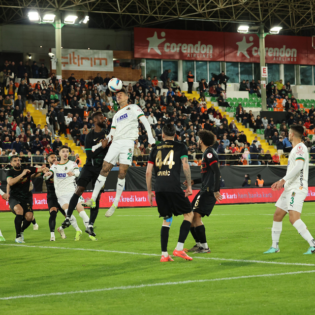 Alanyaspor, kupada grup aşamasına yükseldi