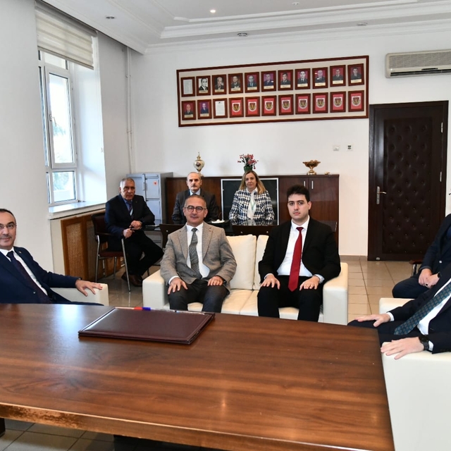 Tekirdağ Valisi Soytürk Çorlu'da ziyaretlerde bulundu