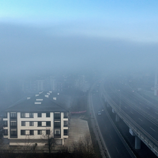 Düzce Ovası sisle kaplandı