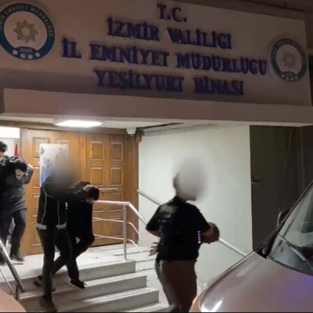 İzmir'de uyuşturucu operasyonunda 24 tutuklama