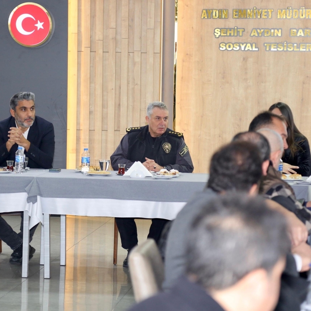 Aydın İl Emniyet Müdürü Erdoğan gazetecilerle bir araya geldi