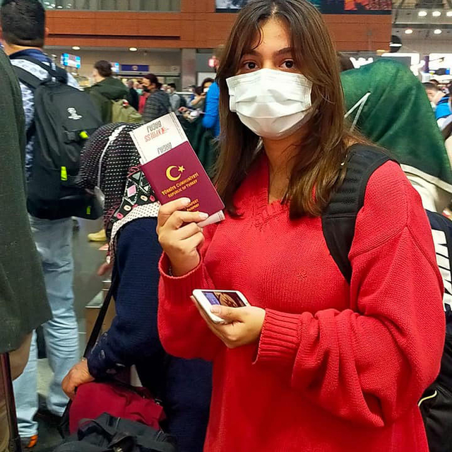 Vize alamadıkları için Polonya'daki okullarına gidemediler