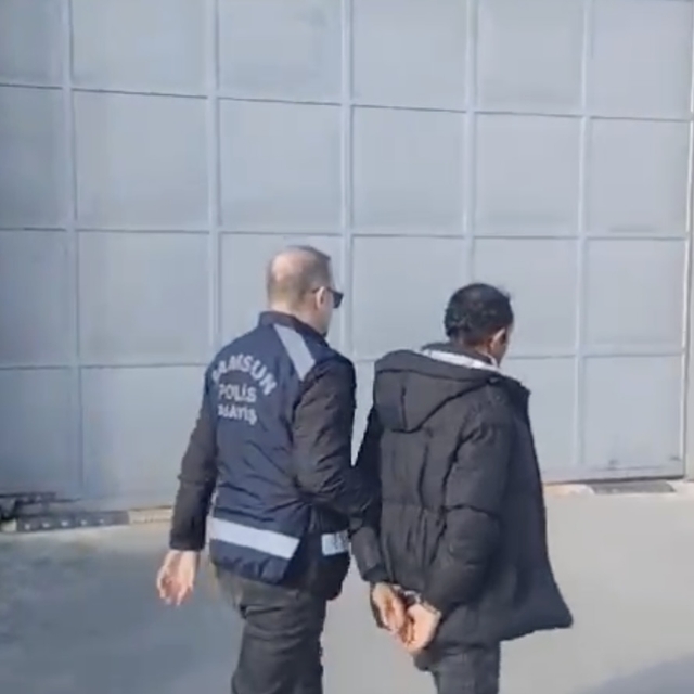 Samsun'da adliye lojmanı inşaatından kablo çalan hırsız tutuklandı