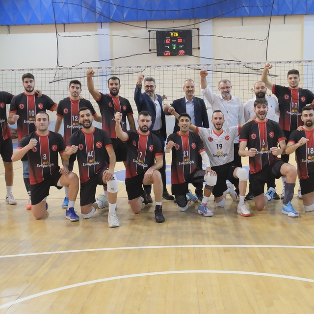 Sungurlu Belediyespor Voleybol Takımı ligdeki 11. galibiyetini aldı