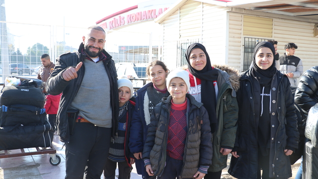 Türkiye'deki Suriyelilerin Kilis'ten ülkelerine dönüşü sürüyor