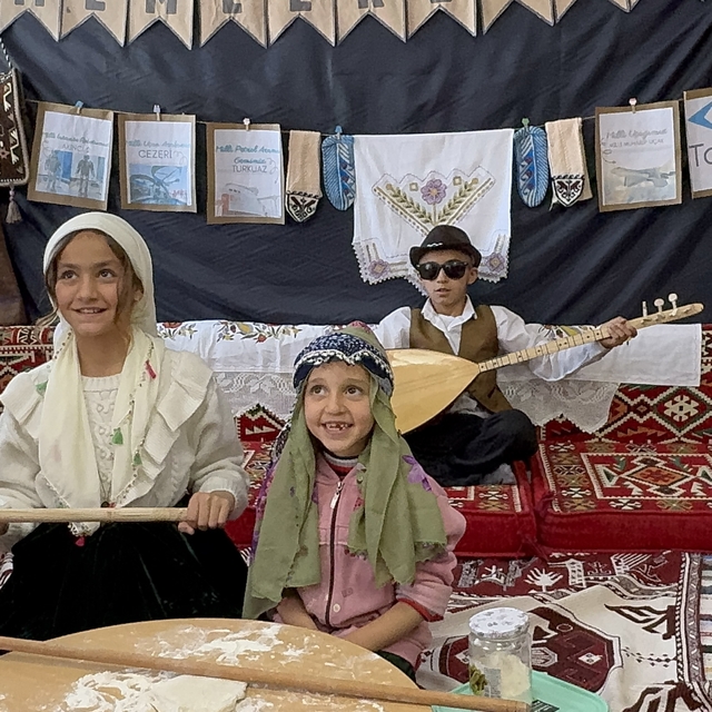 Kars ve Ağrı'nın ilçelerinde "Yerli Malı Haftası" kutlandı