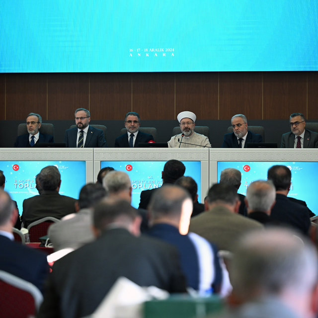 Diyanet İşleri Başkanı Erbaş, İl Müftüleri İstişare Toplantısı Sonuç Bildir...