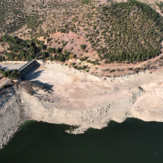 Sındırgı'da kuraklıktan etkilenen Çaygören Barajı'nda su seviyesi artıyor