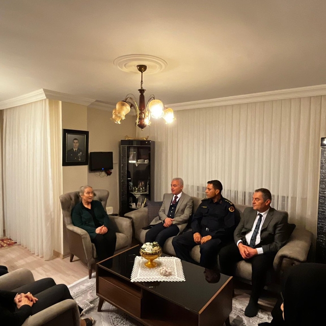 Kırklareli Valisi Turan, şehit aileleri ve gazileri ziyaret etti