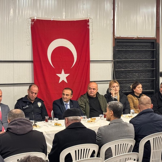 İskenderun İlçe Emniyet Müdürü Güneş muhtarlar ve vatandaşlarla görüştü