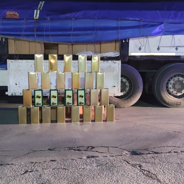 Aydın'da 34 ton tağşişli zeytinyağı ele geçirildi