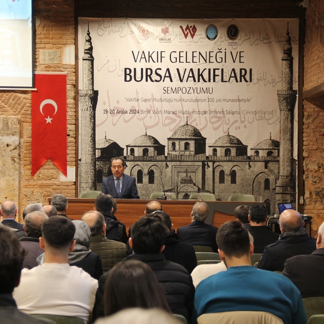 Vakıf Geleneği ve Bursa Vakıfları Sempozyumu başladı