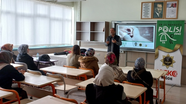 Niğde'de uyuşturucu kullanımını önlemeye yönelik bilgilendirme yapıldı