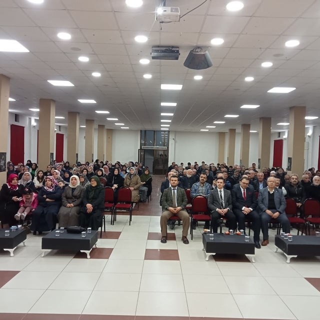 Dazkırı'da "Bir konu bir konuk" projesi devam ediyor