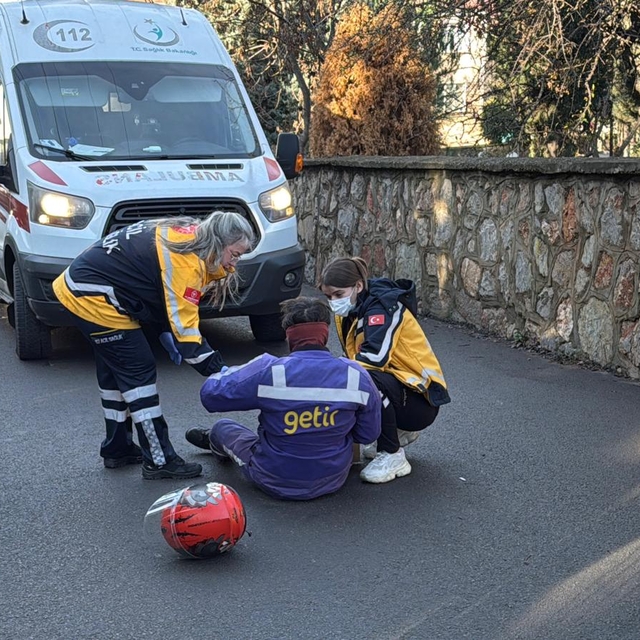 Kocaeli'de devrilen motosikletin sürücüsü yaralandı