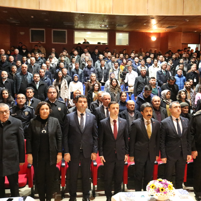 Kırşehir'de "Her Yönüyle Kaman Sempozyumu" başladı