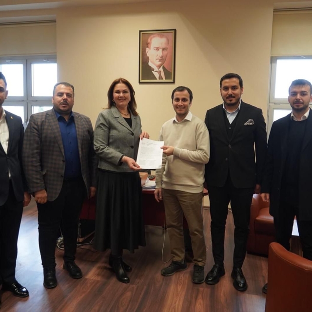 AK Parti Edirne İl Başkanlığına seçilen İba, mazbatasını aldı