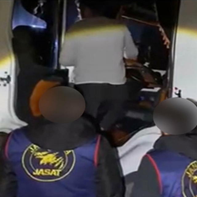 13 yıl hapisle aranan hükümlü, yakalanmamak için kendisini TIR'ın kabinine...