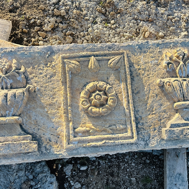 Çan'da köy konağının duvarındaki işlemeli taşlar koruma altına alındı