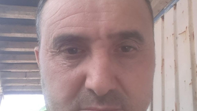 4 katlı binanın çatısından düşen işçi öldü