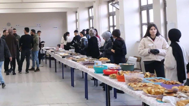 Sorgun'da öğrenciler yararına kermes düzenlendi