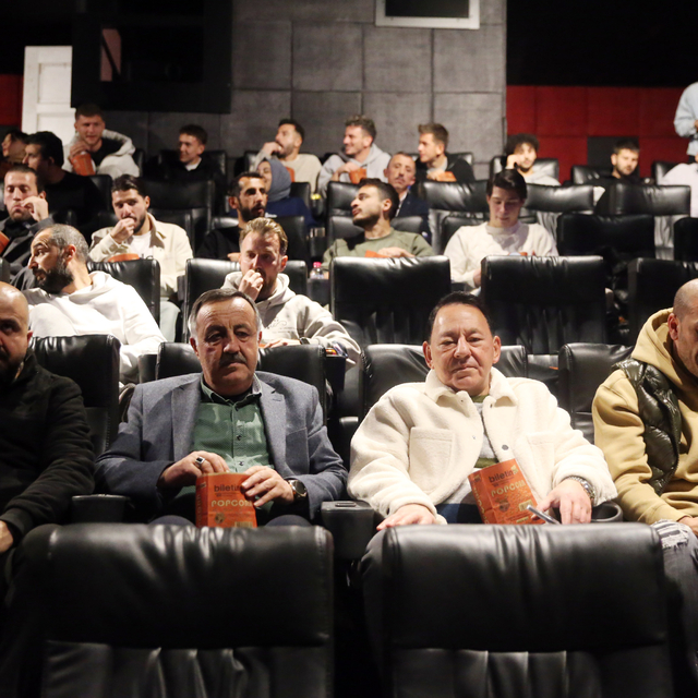 Kastamonusporlu futbolcular "Mukadderat" filmini izledi