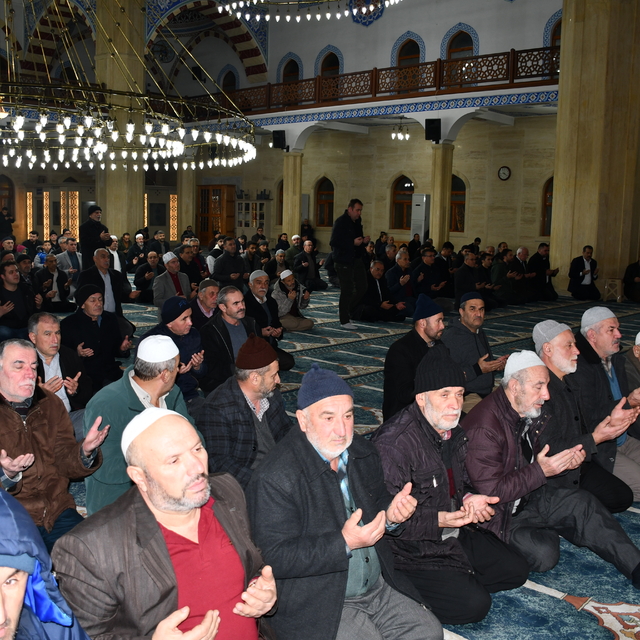 Şehit Teğmen Tunahan Dağlı için Vezirköprü'de mevlit okutuldu