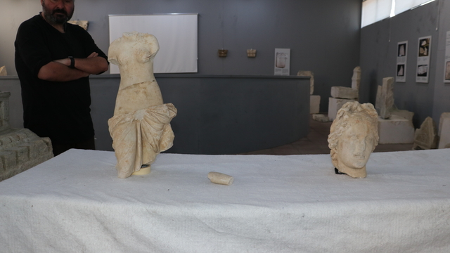 Kastamonu'daki Pompeiopolis Antik Kenti'nde iki "Afrodit" heykeli bulundu