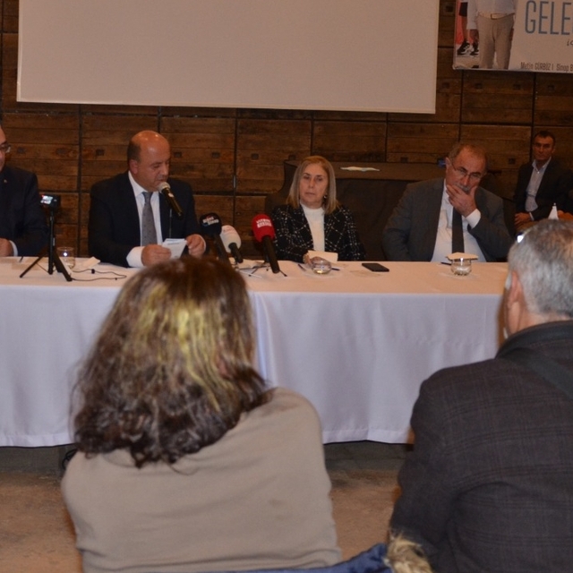 Sinop'ta belediye tarafından halk toplantısı düzenlendi