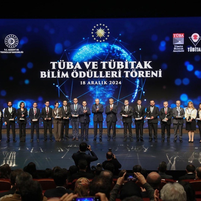 KTÜN Bilgisayar ve Bilişim Bilimleri Fakültesi Dekanı Prof. Dr. Kıran'a, TÜ...